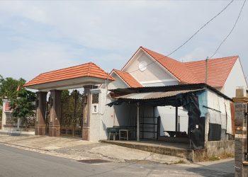 Xây nhà nên lợp mái ngói hay mái tôn?