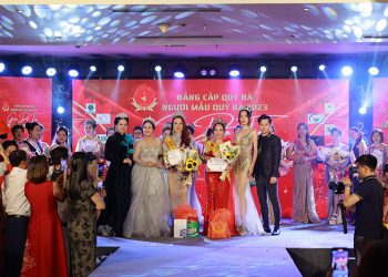 Doanh nhân Nguyễn Thu Hà đăng quang Quán quân Người mẫu Quý bà Việt Nam 2023