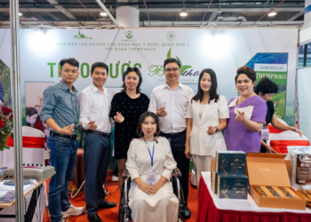 Gian hàng Thảo Dược Bà Thông tại Chuỗi sự kiện Triển lãm Xúc Tiến Thương Mại và đầu tư Doanh nhân trẻ Việt Nam tại Quảng Ninh