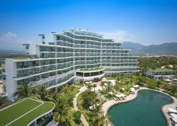 Holidays Việt Nam: Nâng Cao Chất Lượng Du Lịch Với Công Nghệ Thẻ Thông Minh