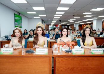 Hành trình tròn 1 năm đăng quang Hoa Hậu Doanh Nhân Nghiêm Huệ và đường tới vị trí trưởng ban tổ chức cuộc thi Hoa Hậu Doanh Nhân Toàn Năng 2025