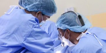 Cắt môi bé và trẻ hóa vùng kín: Những điều cần biết cho chị em